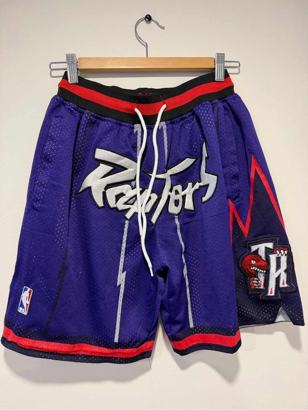 Official Toronto Raptors 1998-1999 shorts -just don